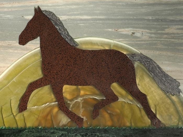 Картина из натуральных камней «Мустанг»