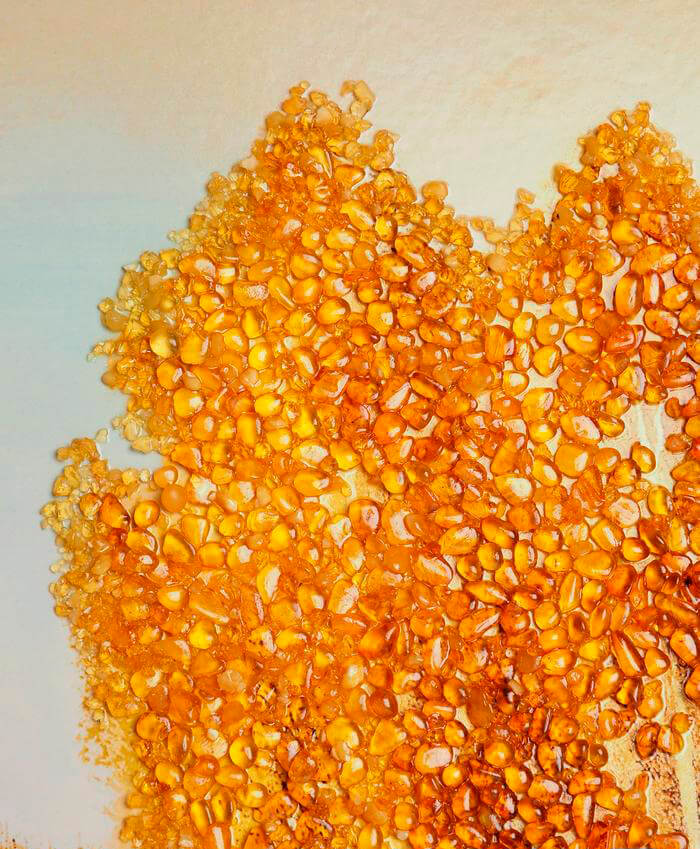 Картина с янтарём «Речка»